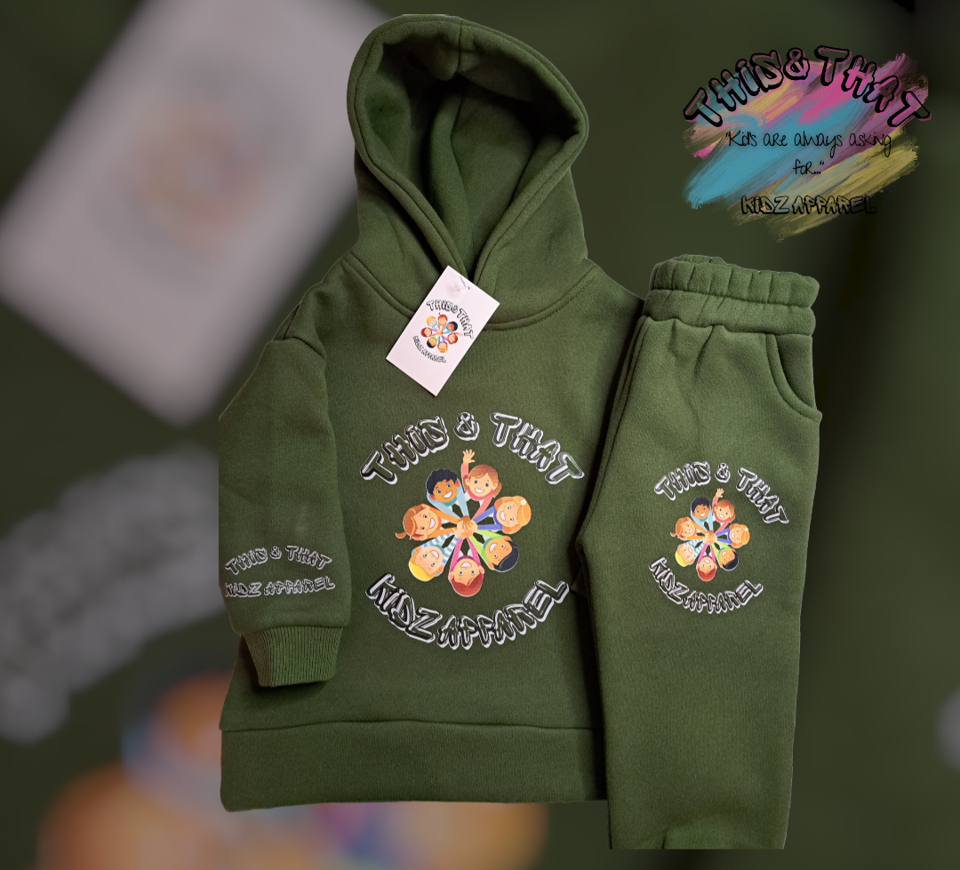 Four-Leaf Clover Joggers Set